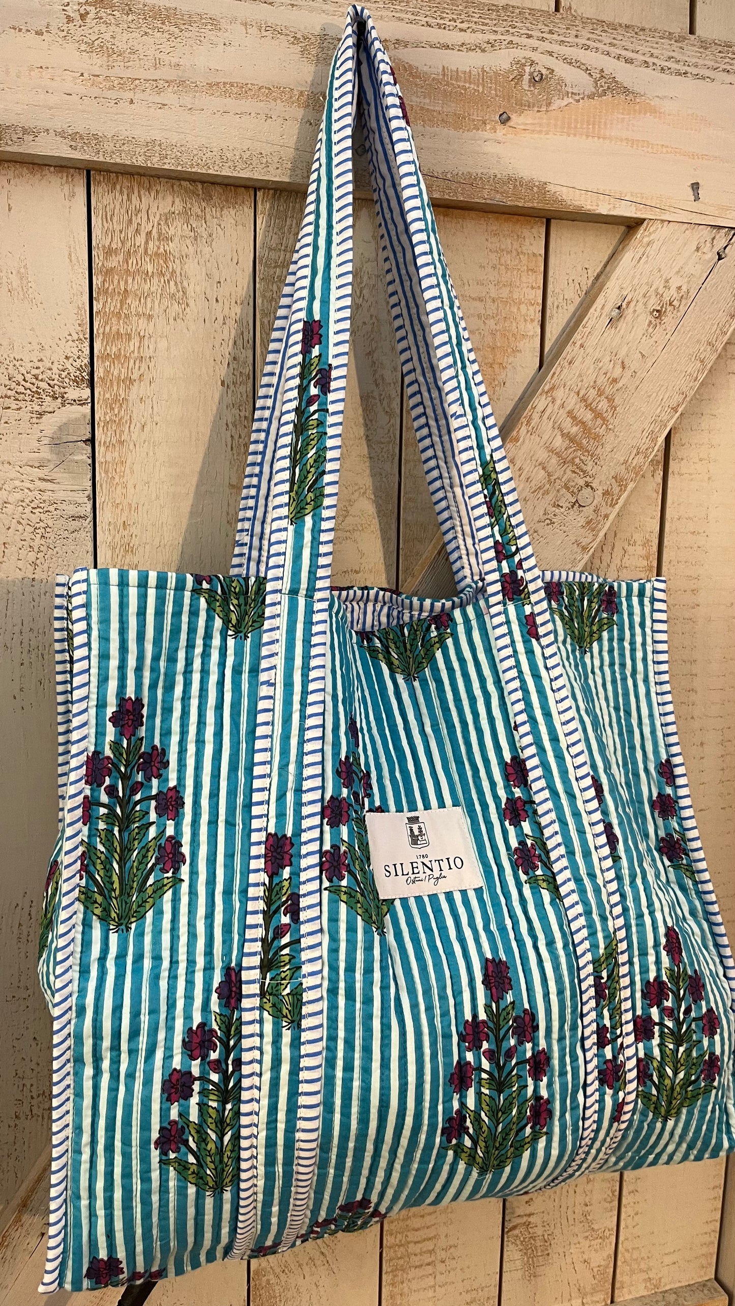 Maxi shopper di cotone padded stampata a mano