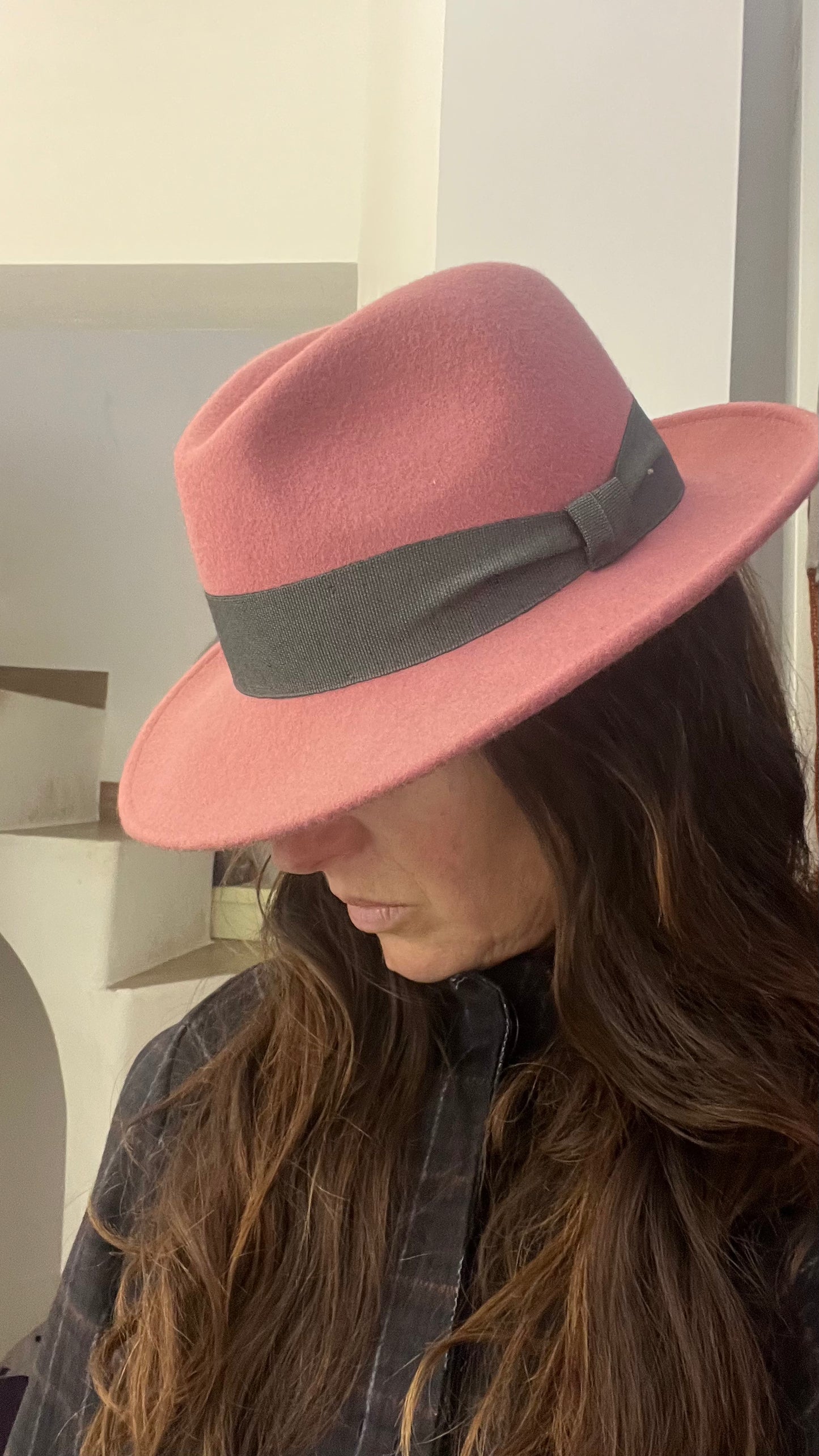 Cappello tipo Borsalino di feltro