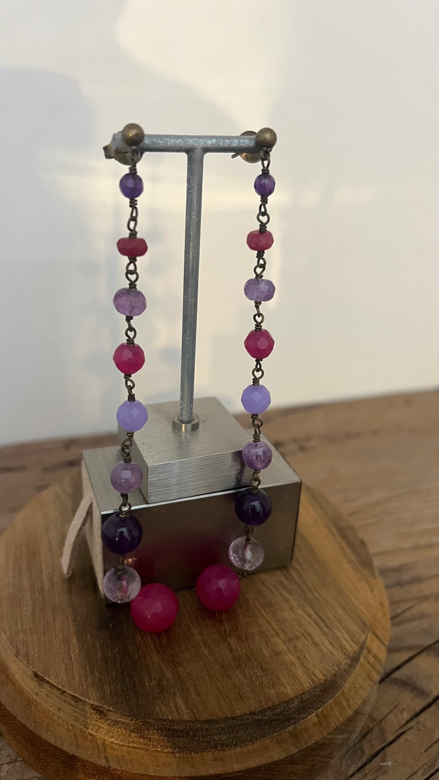 Orecchini pendenti con pietre dure