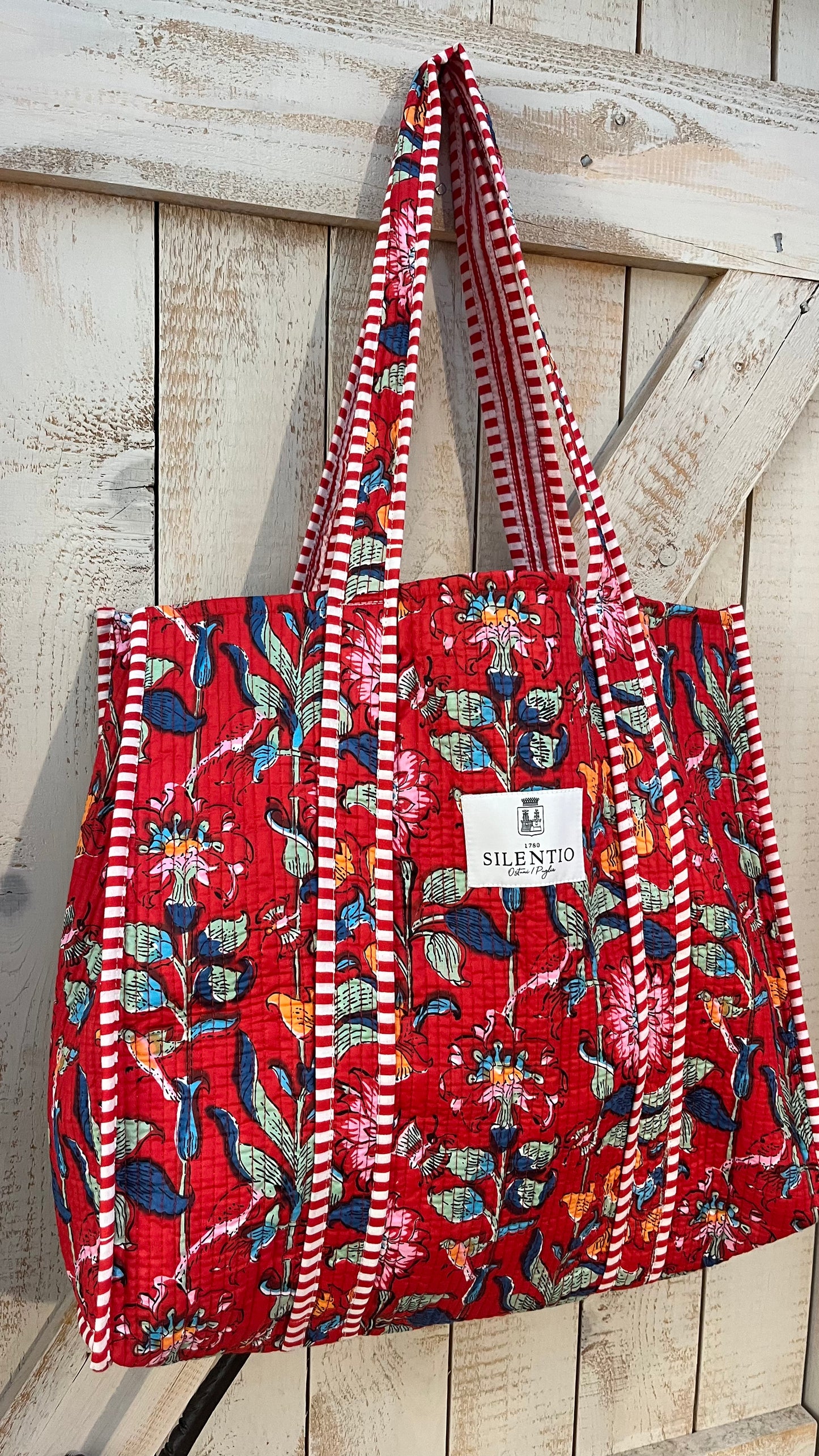 Maxi shopper di cotone padded stampata a mano