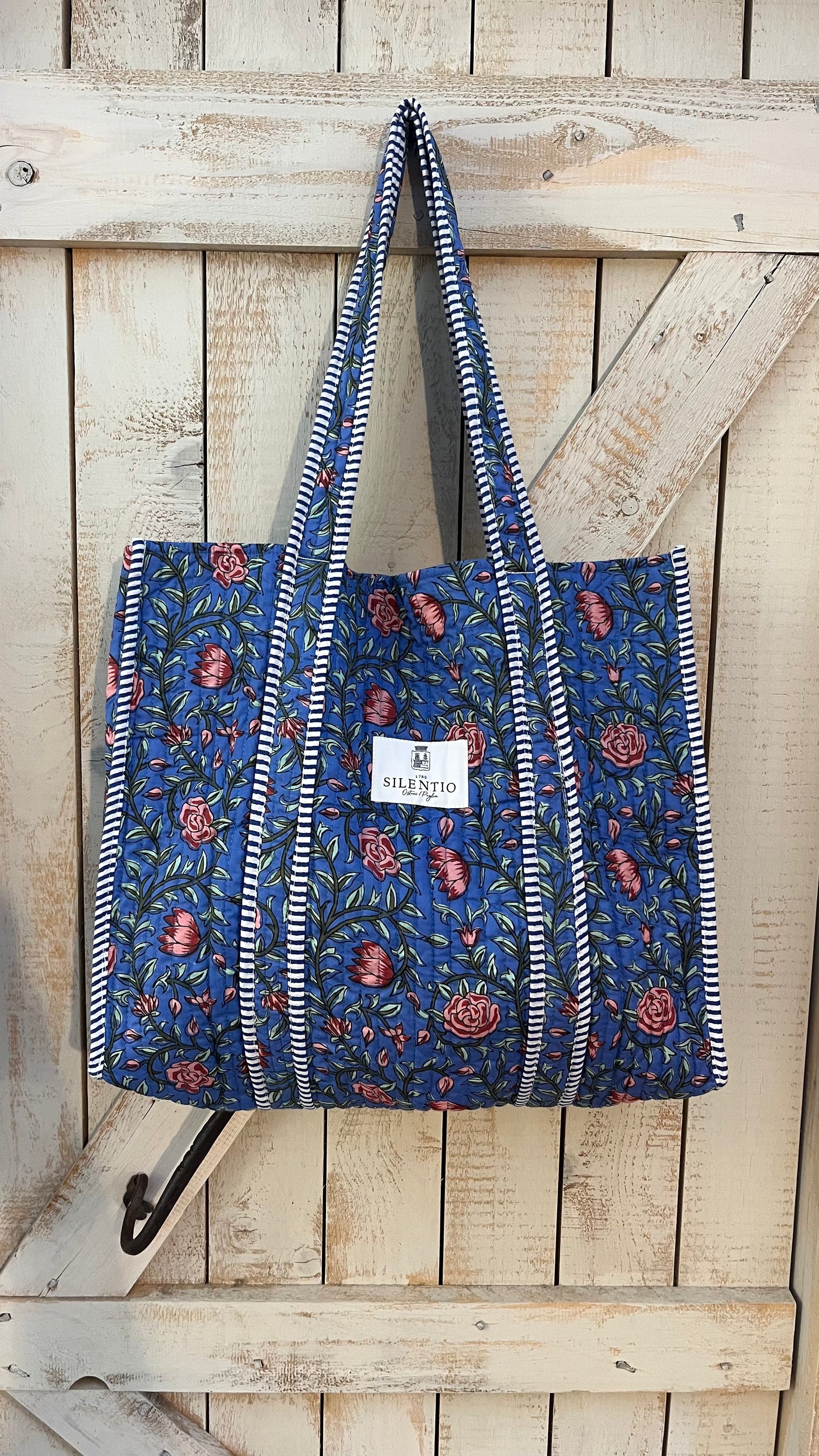 Maxi shopper di cotone padded stampata a mano