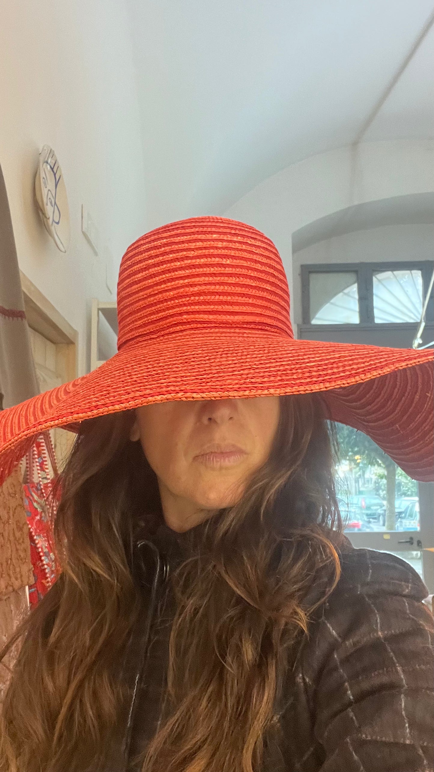 Maxi cappello di paglia