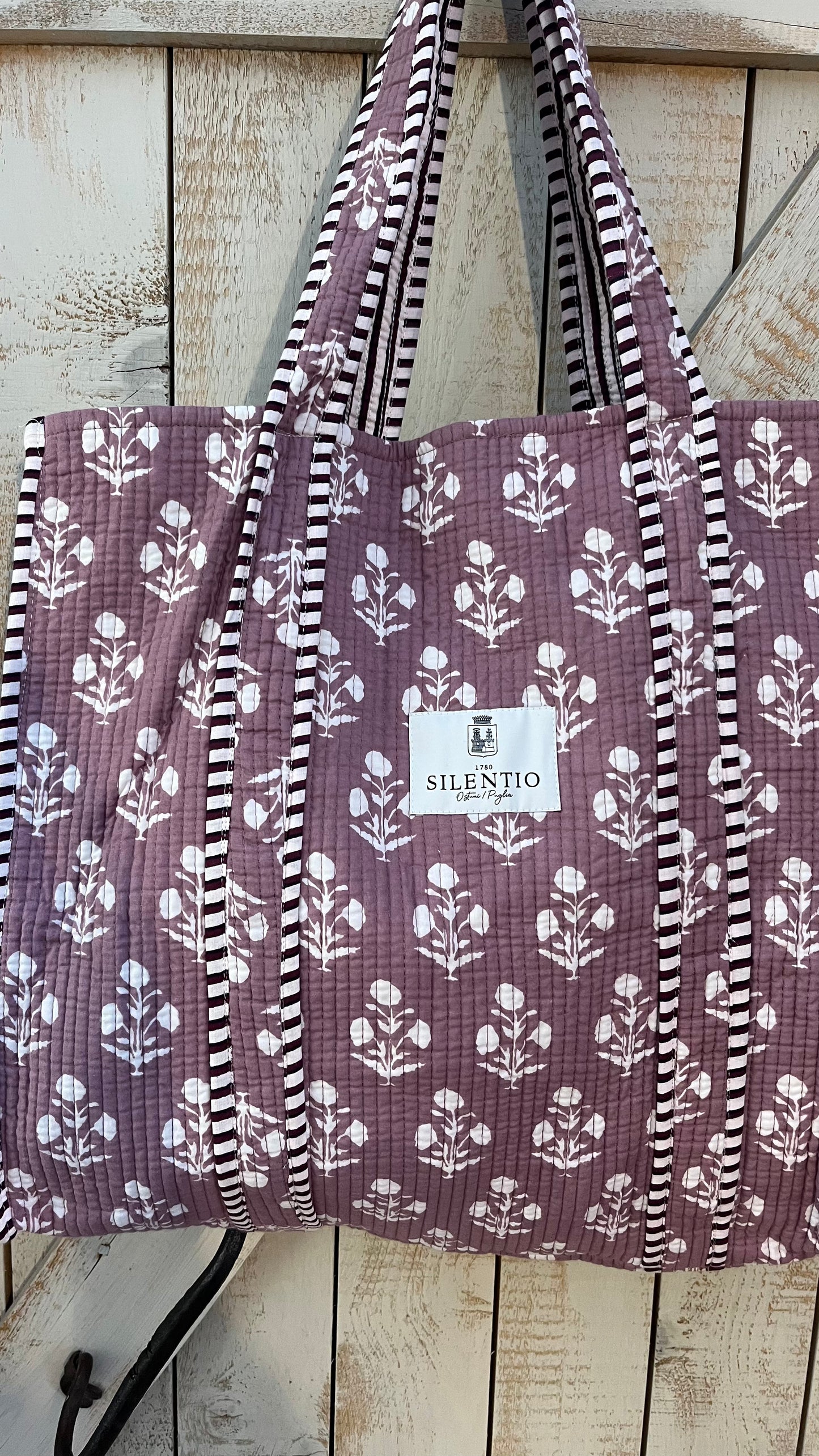 Maxi shopper di cotone padded stampata a mano