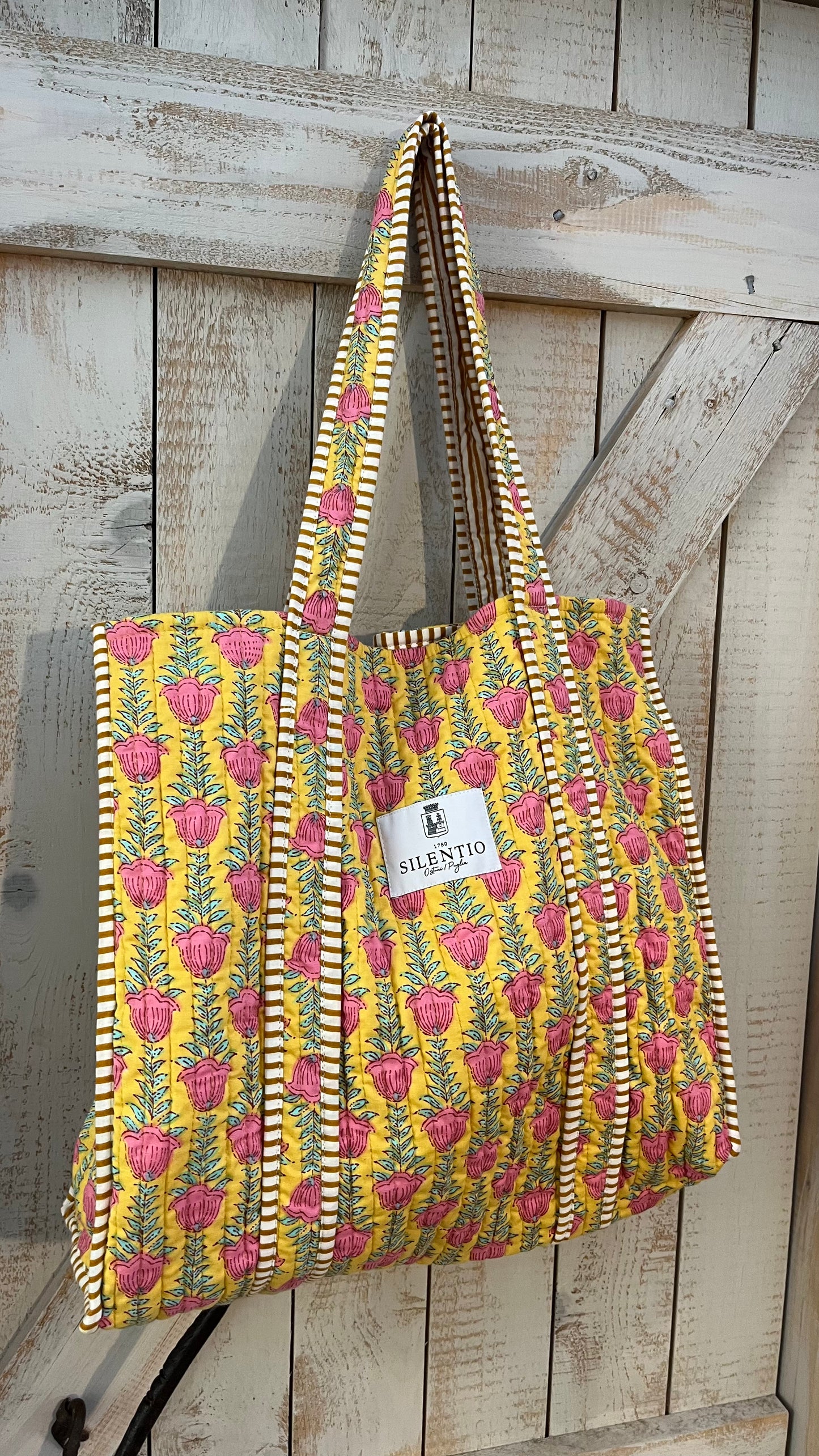 Maxi shopper di cotone padded stampata a mano