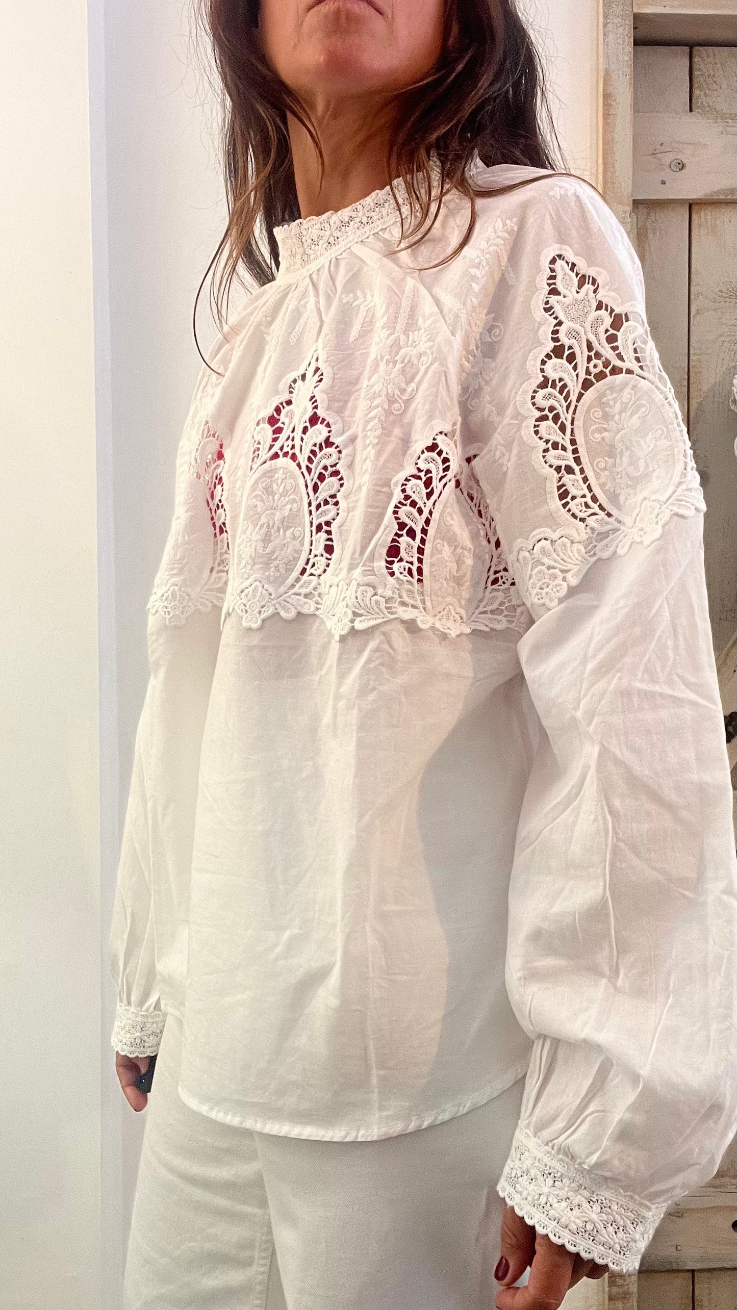 Camicia di cotone con inserti di pizzo