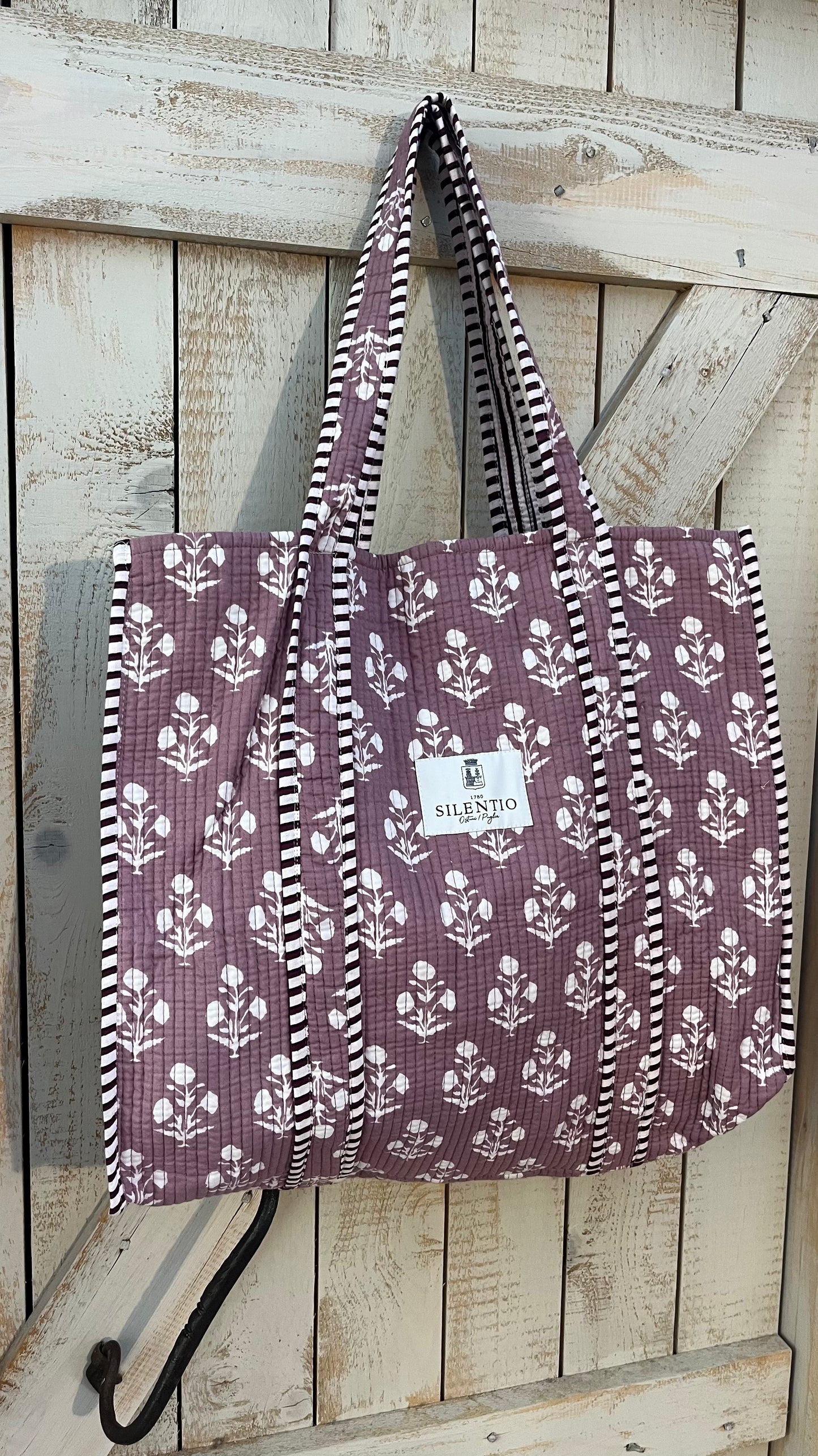 Maxi shopper di cotone padded stampata a mano