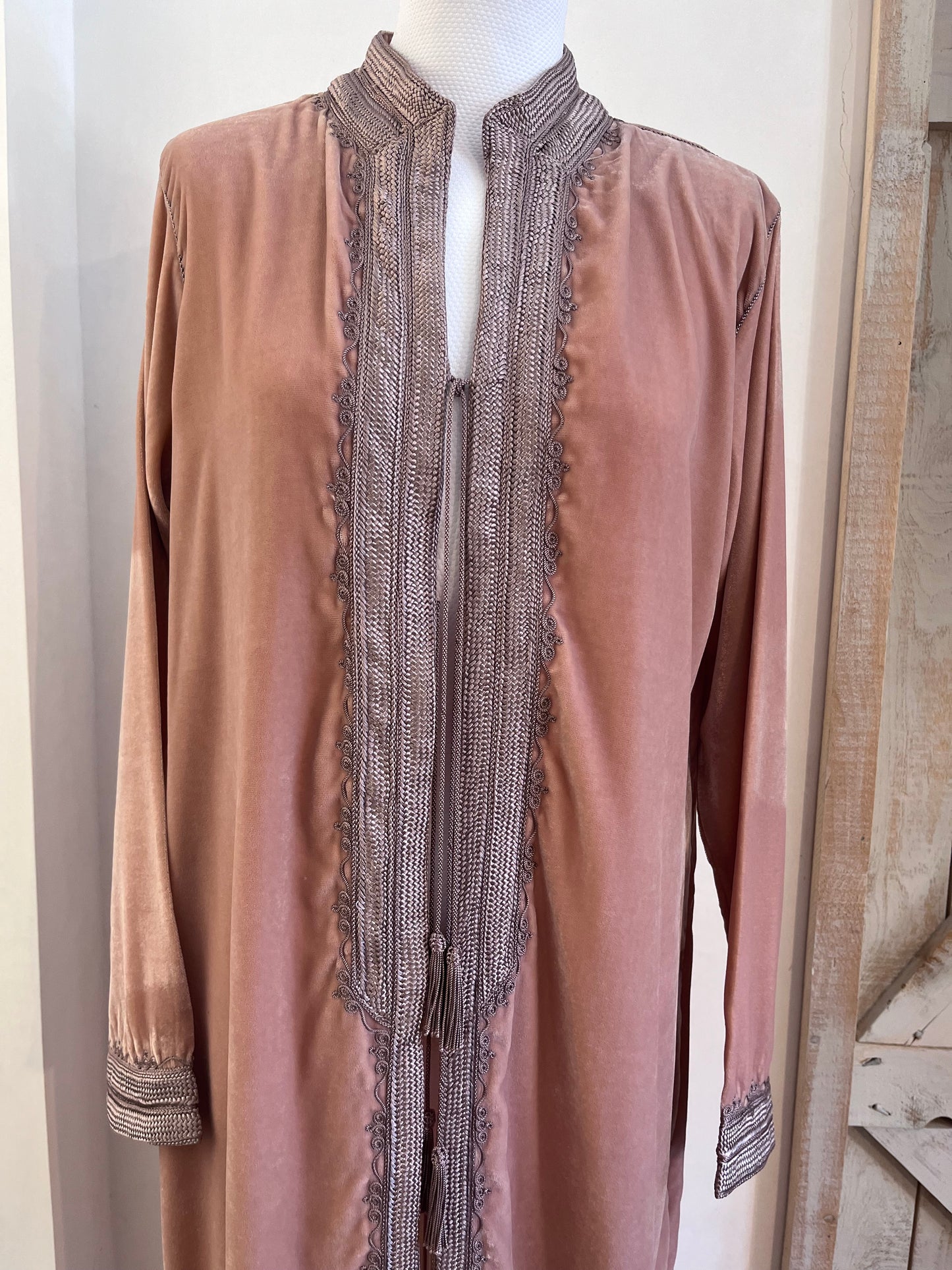 Velvet jacket with Moroccan embroidery