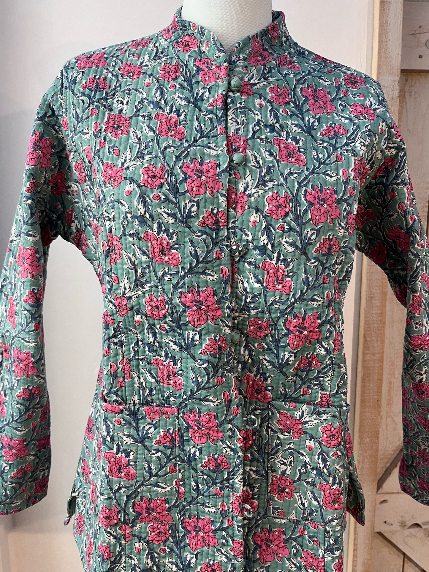 Padded cotton jacket with pockets