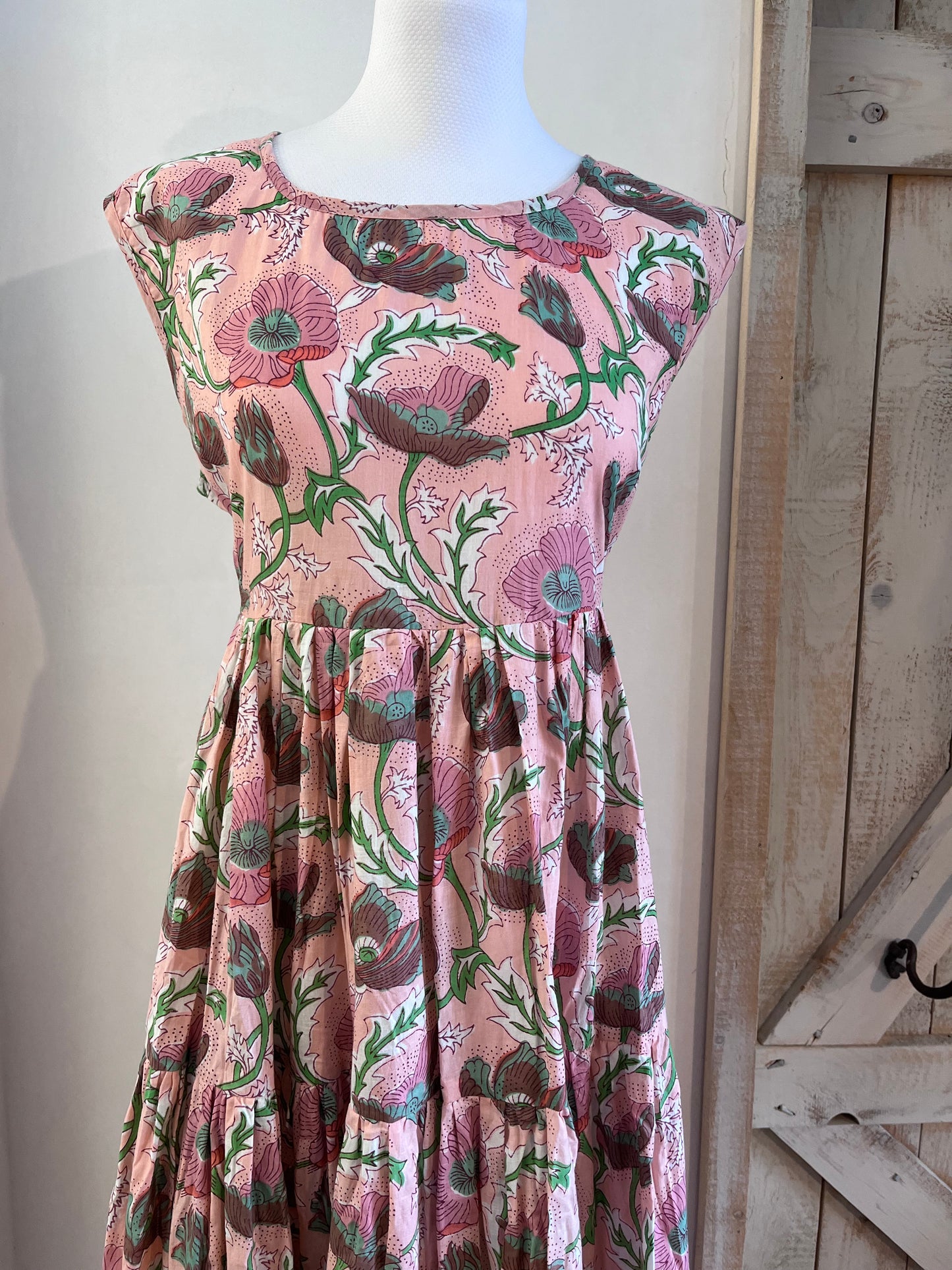 Hand-printed sleeveless Valentine dress
