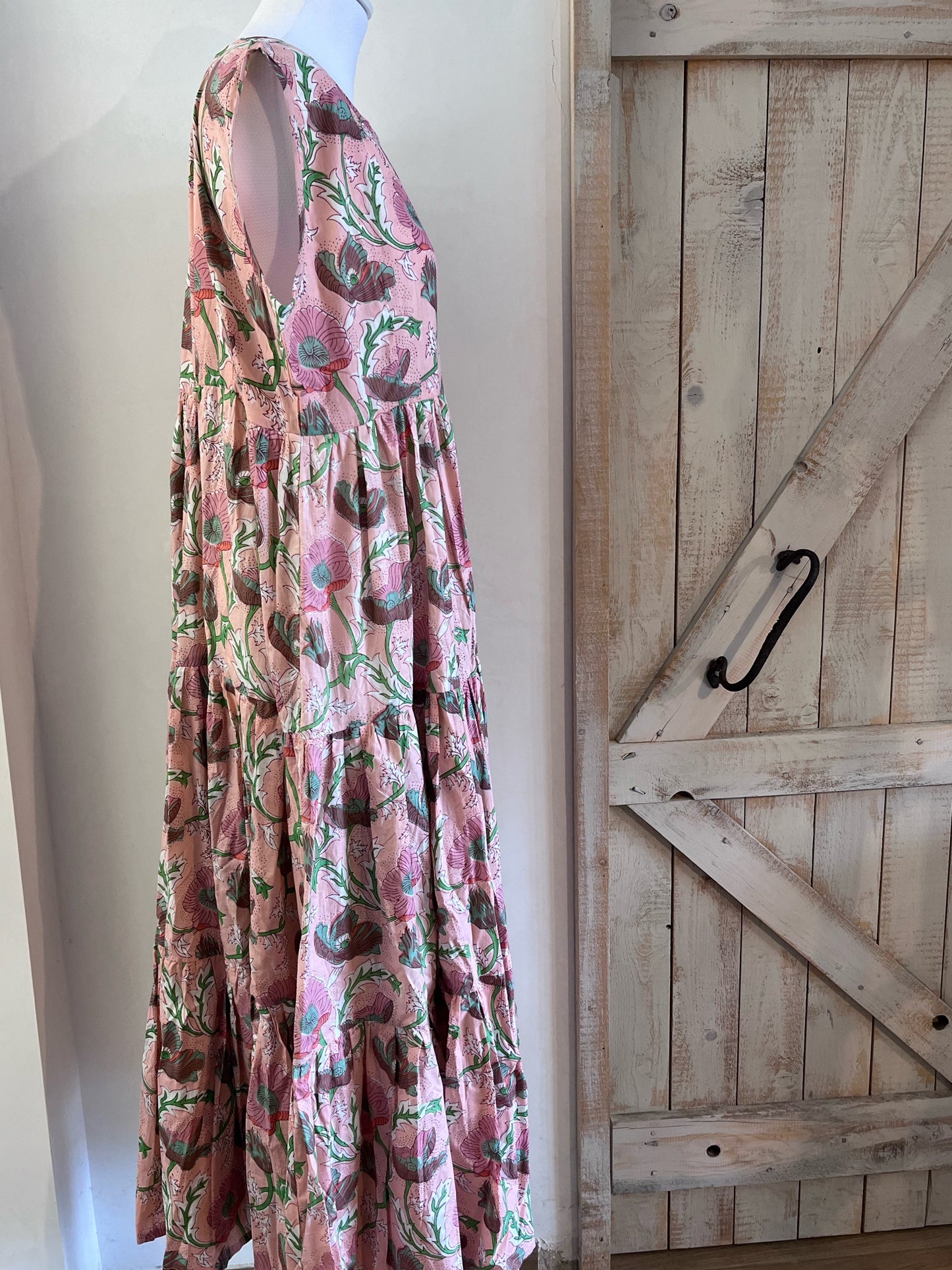 Hand-printed sleeveless Valentine dress