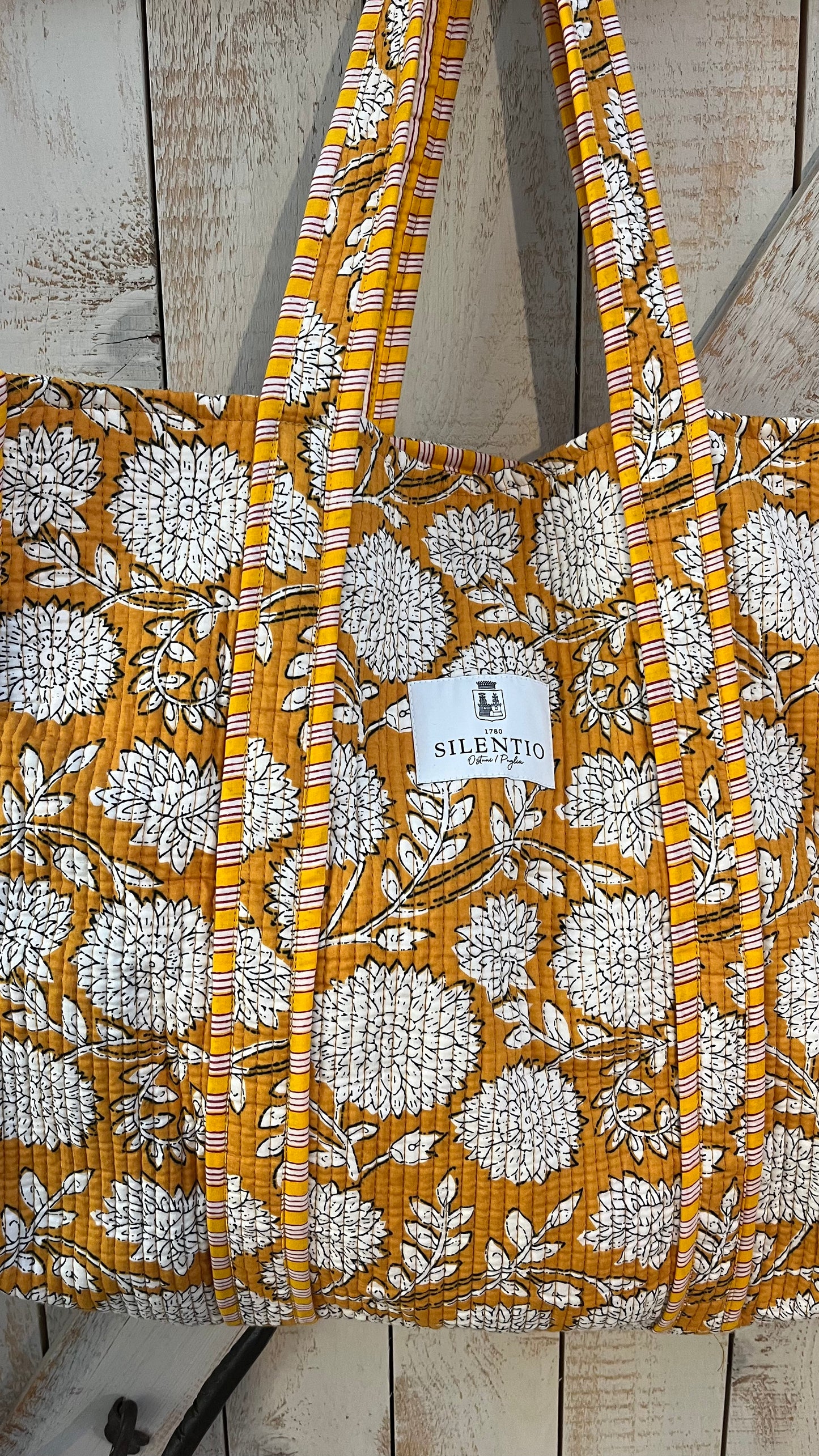 Maxi shopper di cotone padded stampata a mano