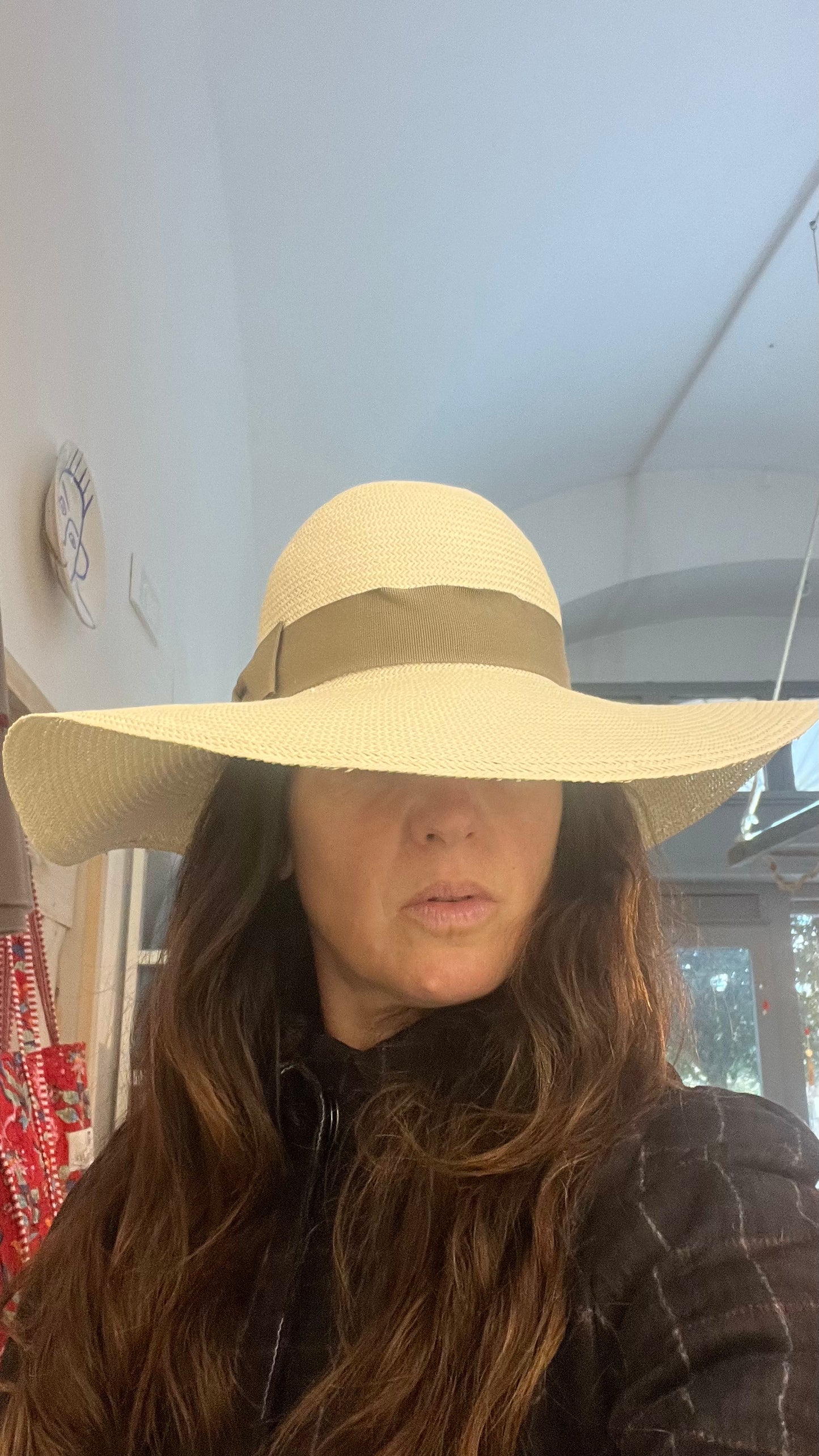 Maxi cappello di paglia