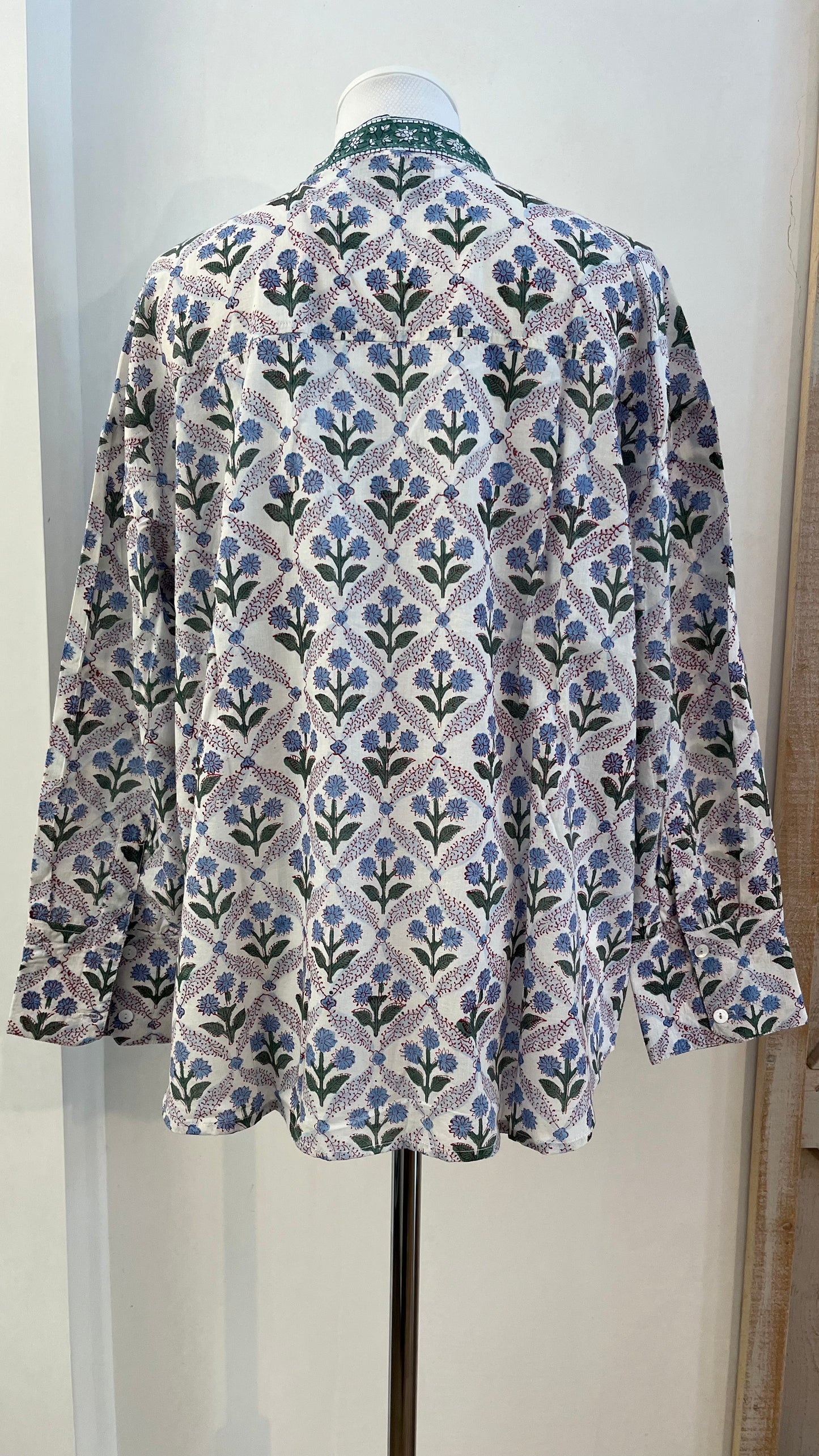 Camicia di cotone stampata a mano