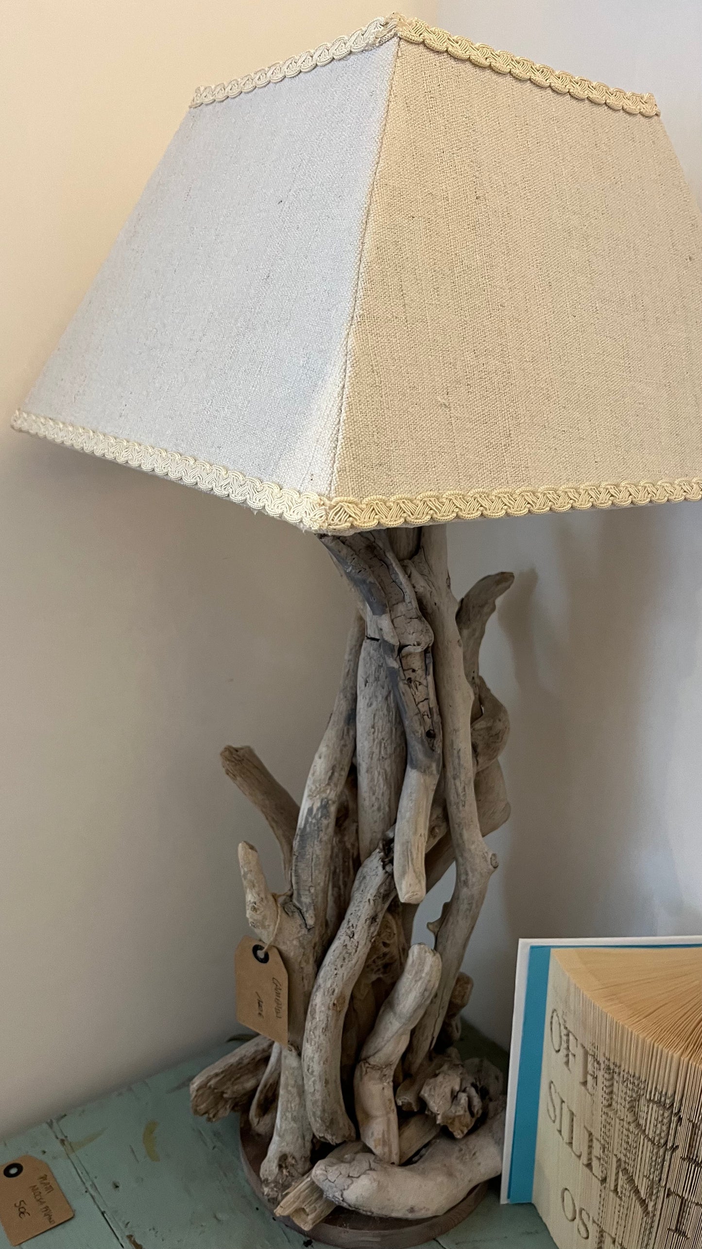 Lampada in legno