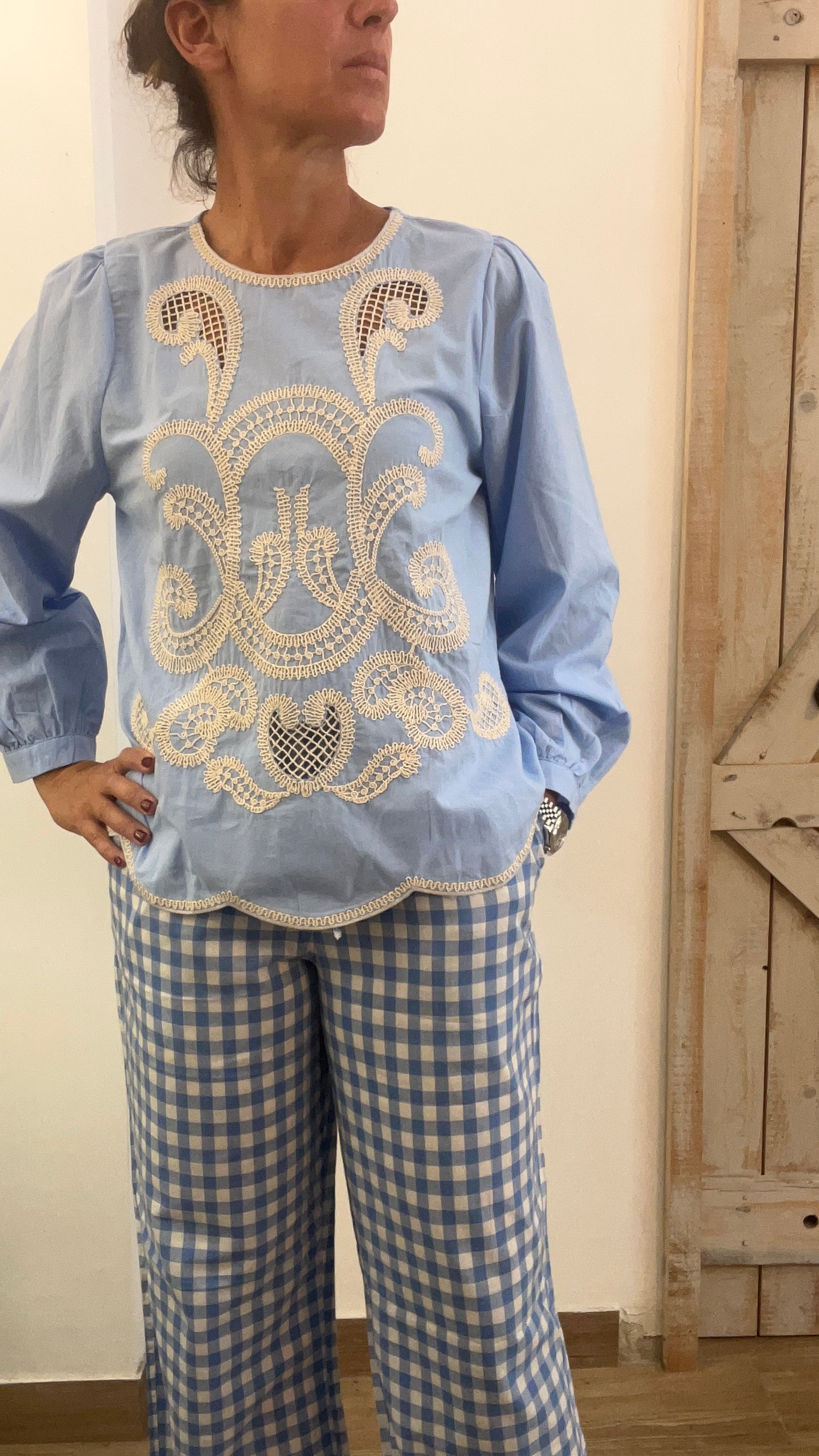 Camicia di cotone con inserti di pizzo