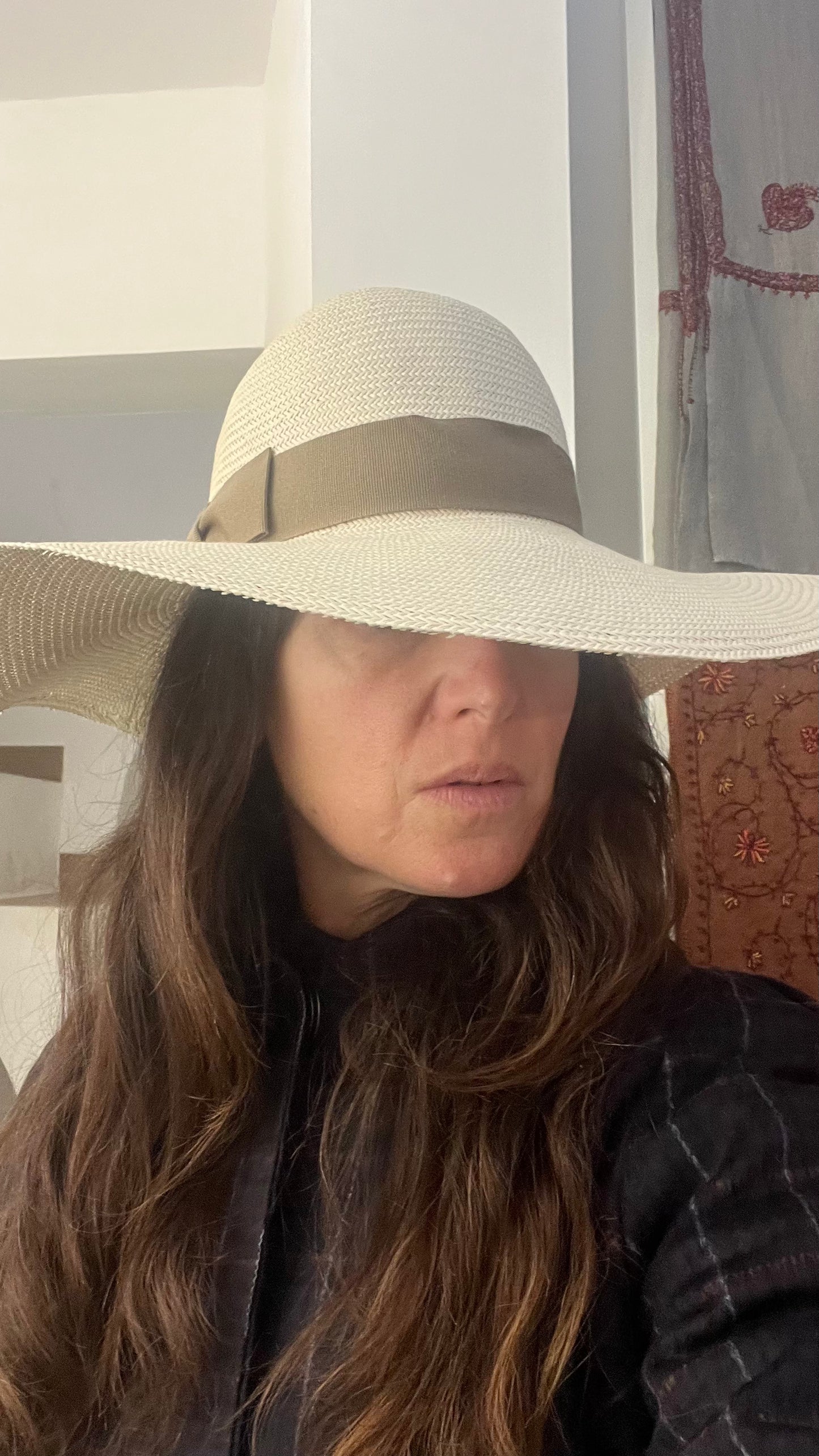 Maxi cappello di paglia