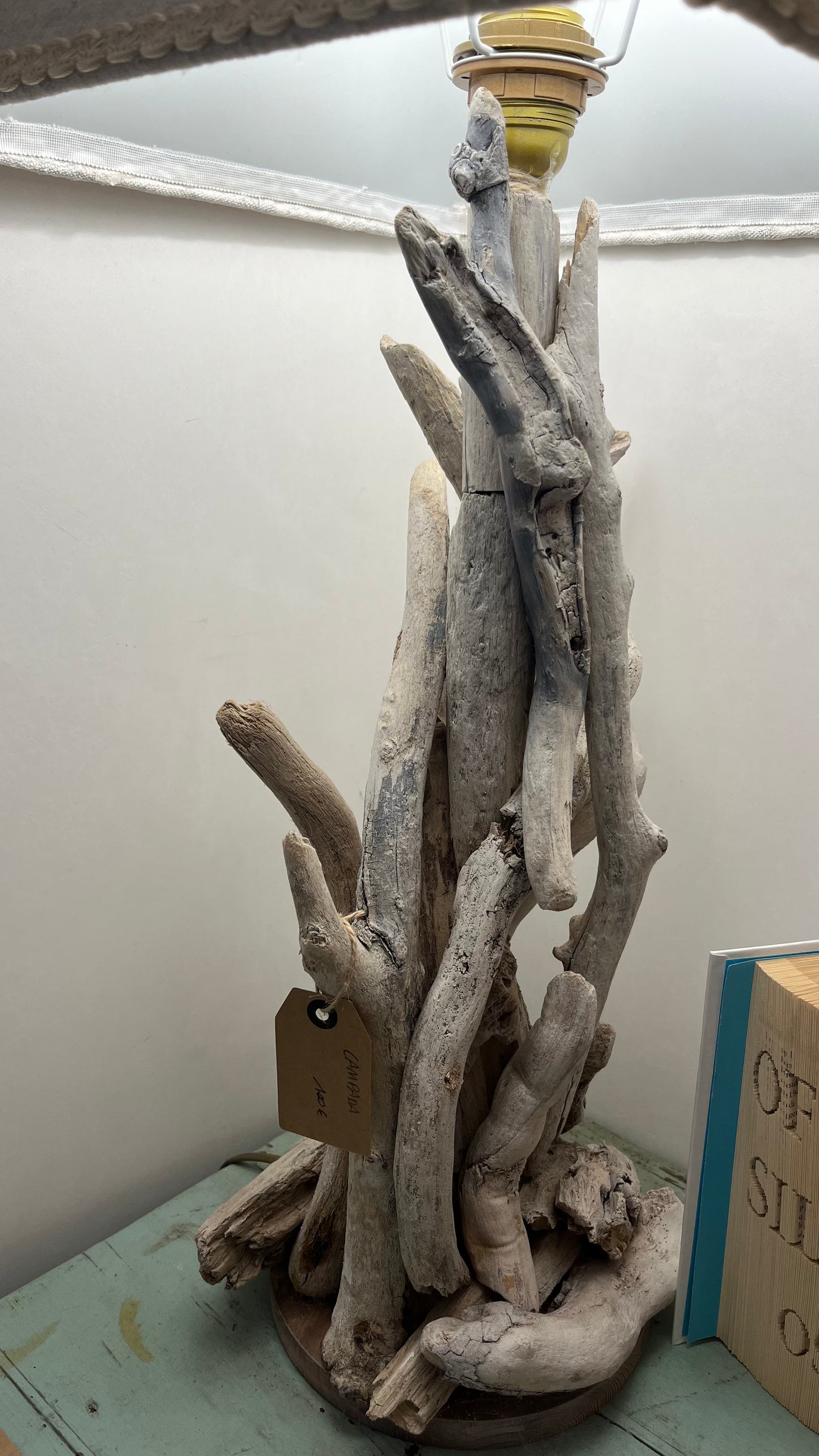 Lampada in legno
