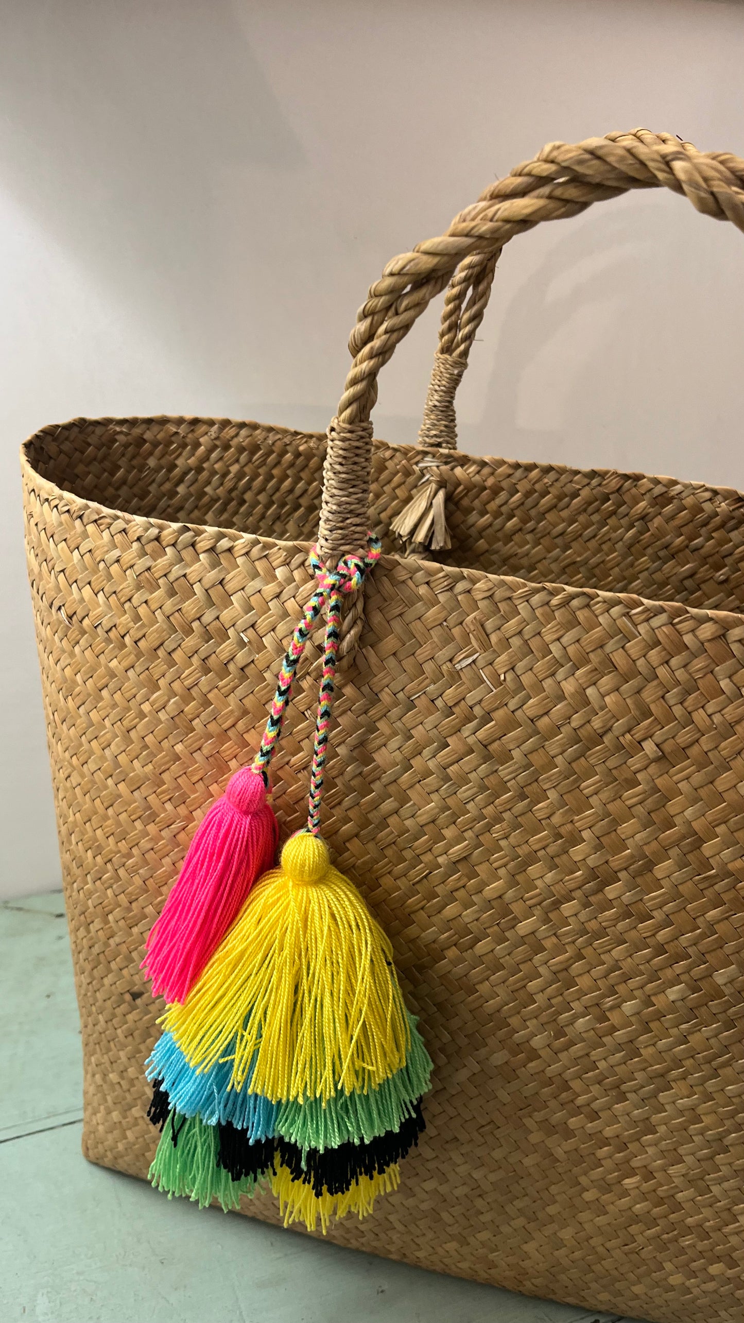 Pom pon per borsa di paglia