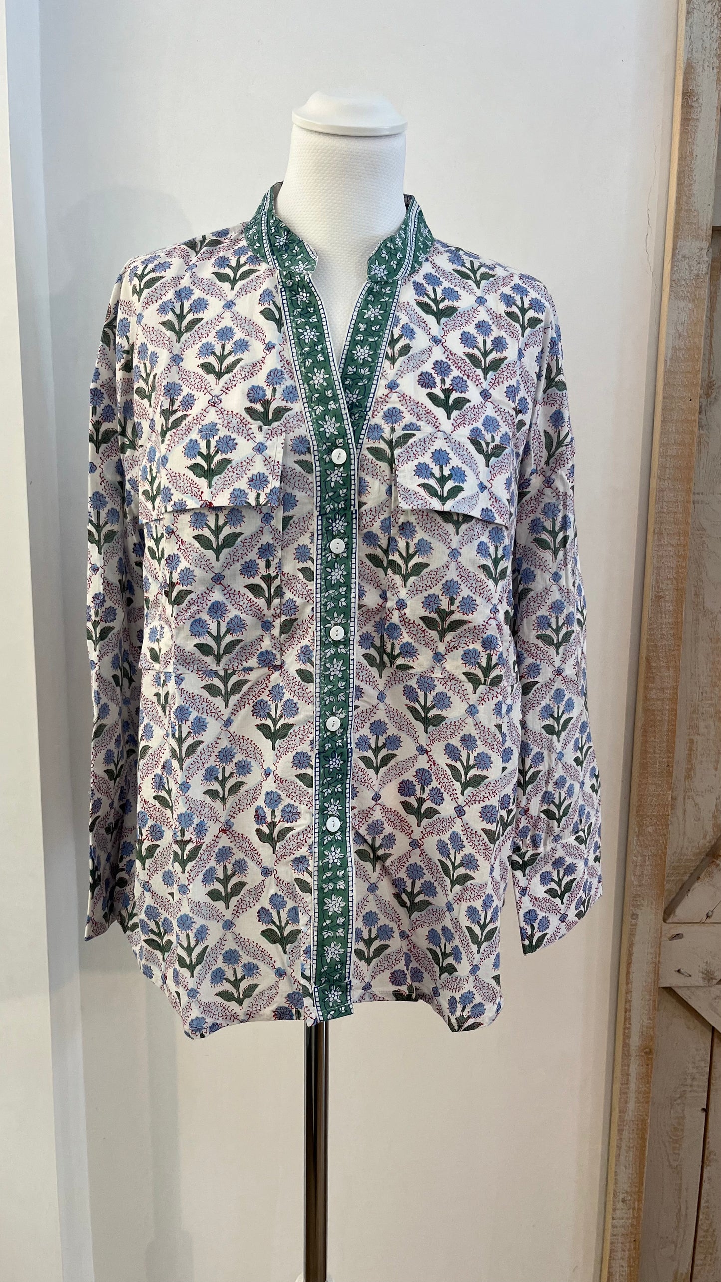 Camicia di cotone stampata a mano