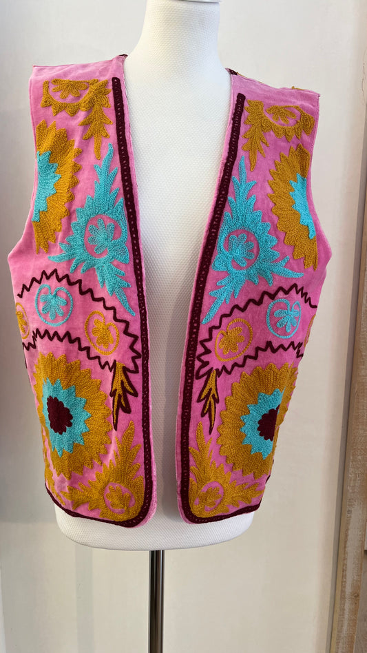 Gilet di velluto ricamato