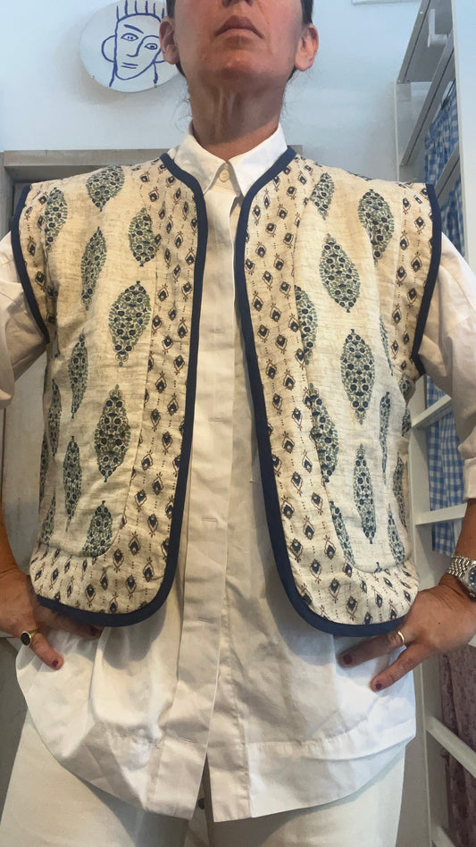 Gilet di cotone con micro stampa