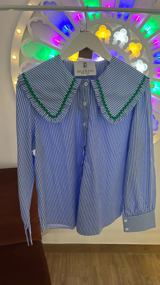 Camicia di cotone con maxi collo