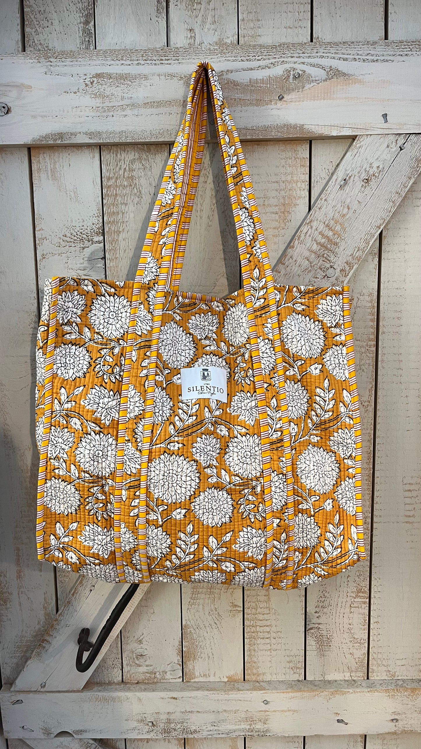 Maxi shopper di cotone padded stampata a mano