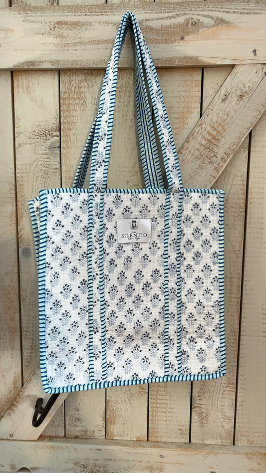 Shopper di cotone padded stampata a mano