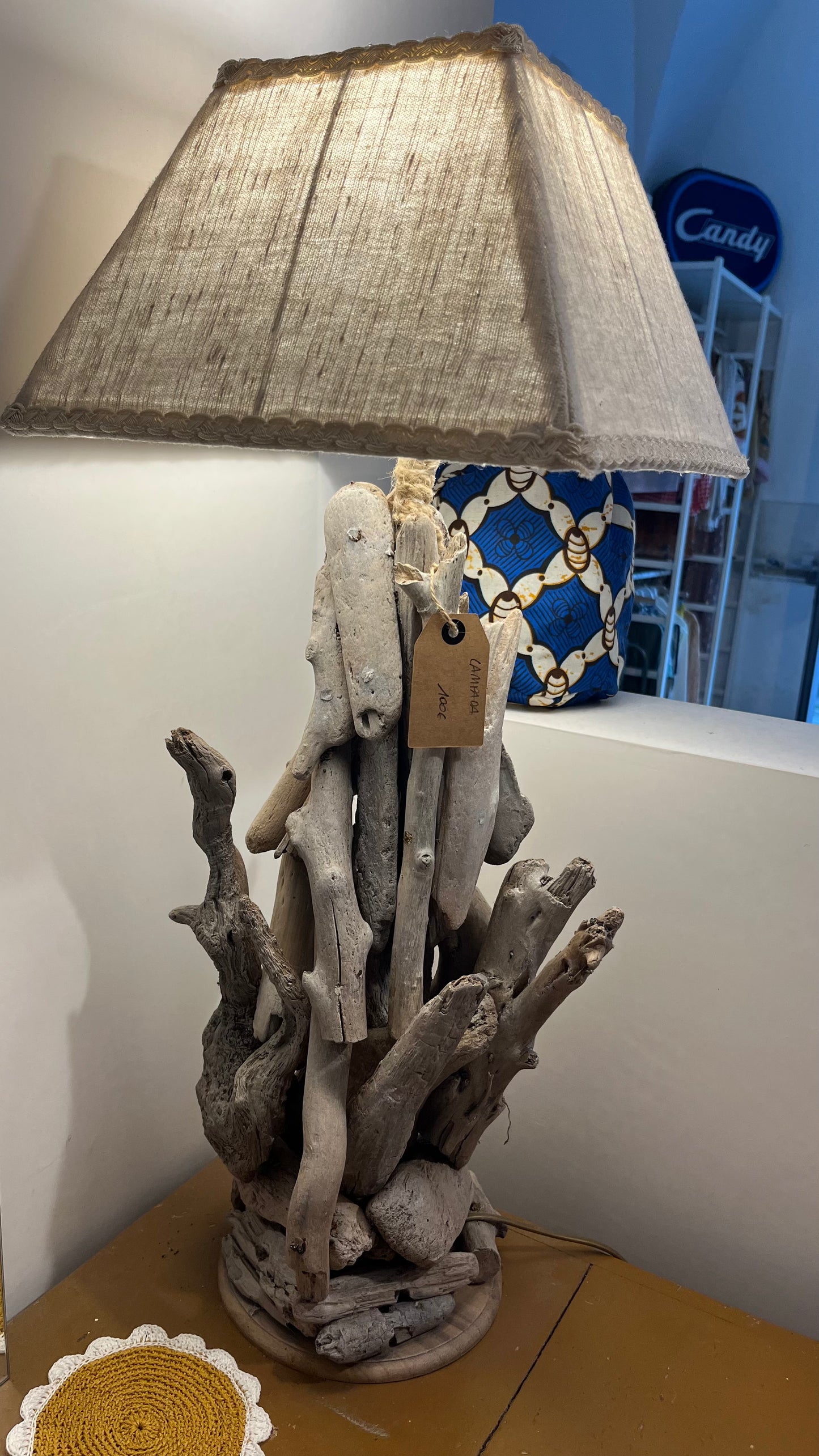 Lampada in legno