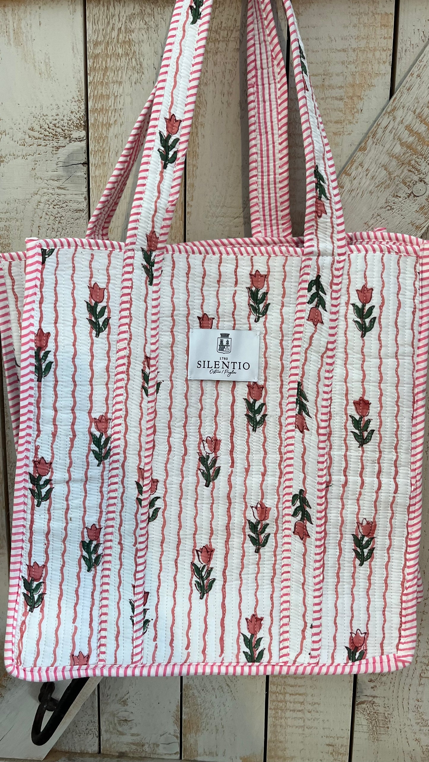 Shopper di cotone padded stampata a mano