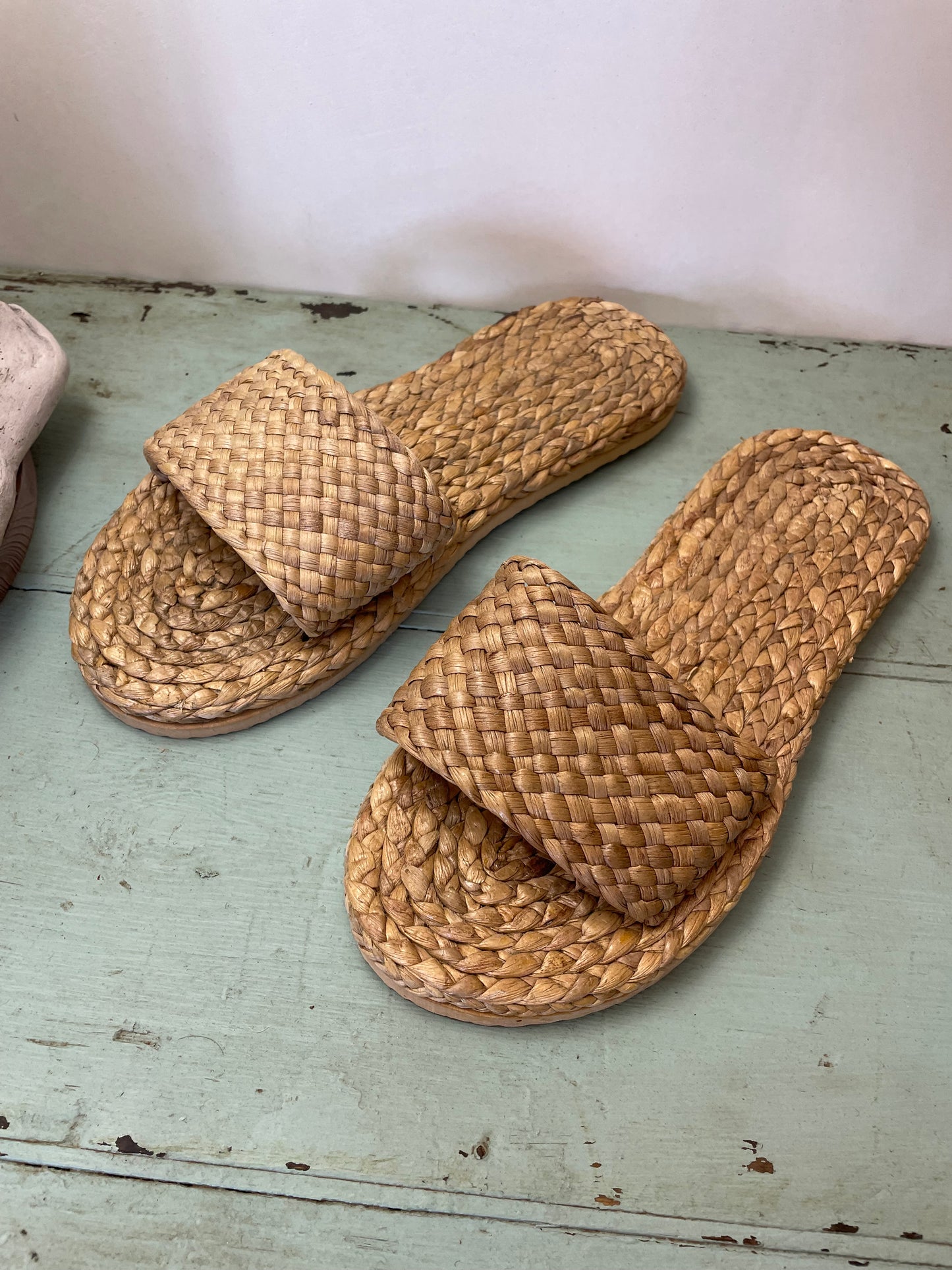 Straw slippers