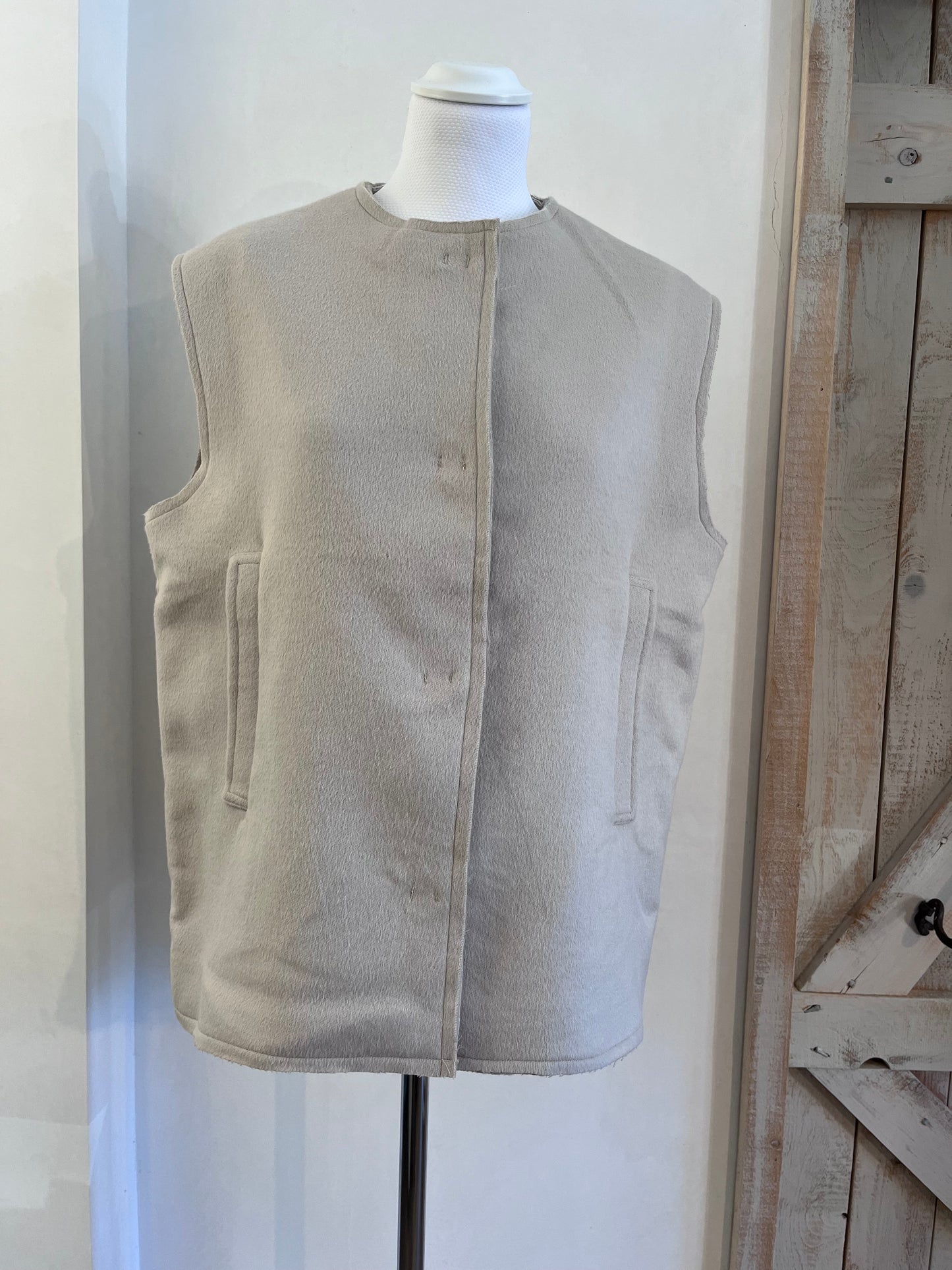 Cashmere double vest