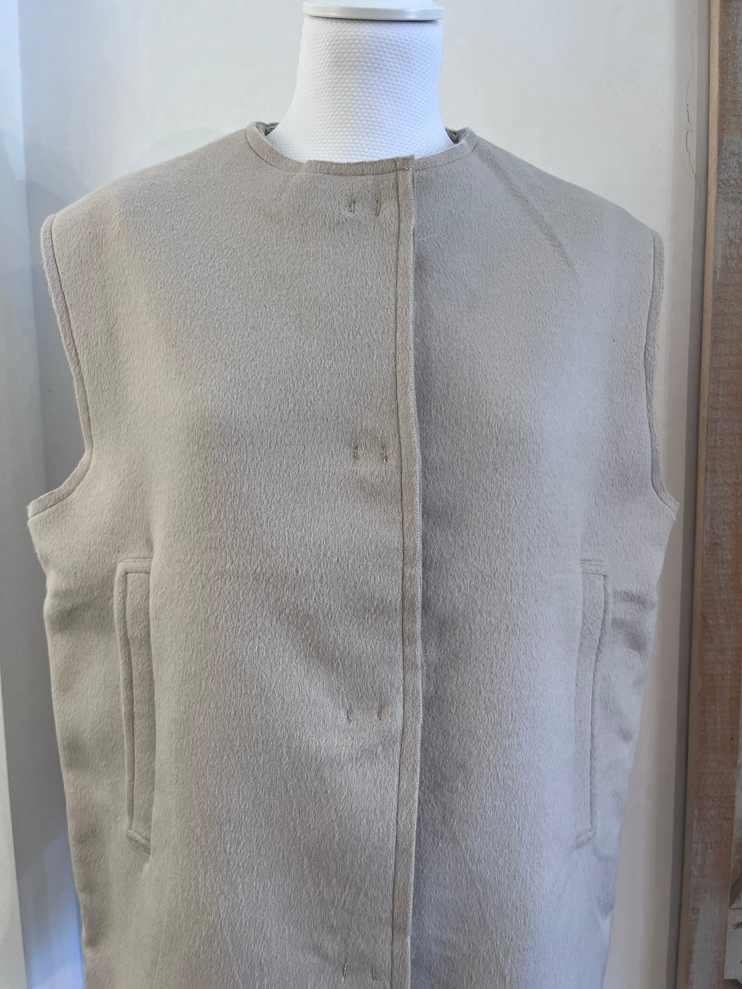 Cashmere double vest